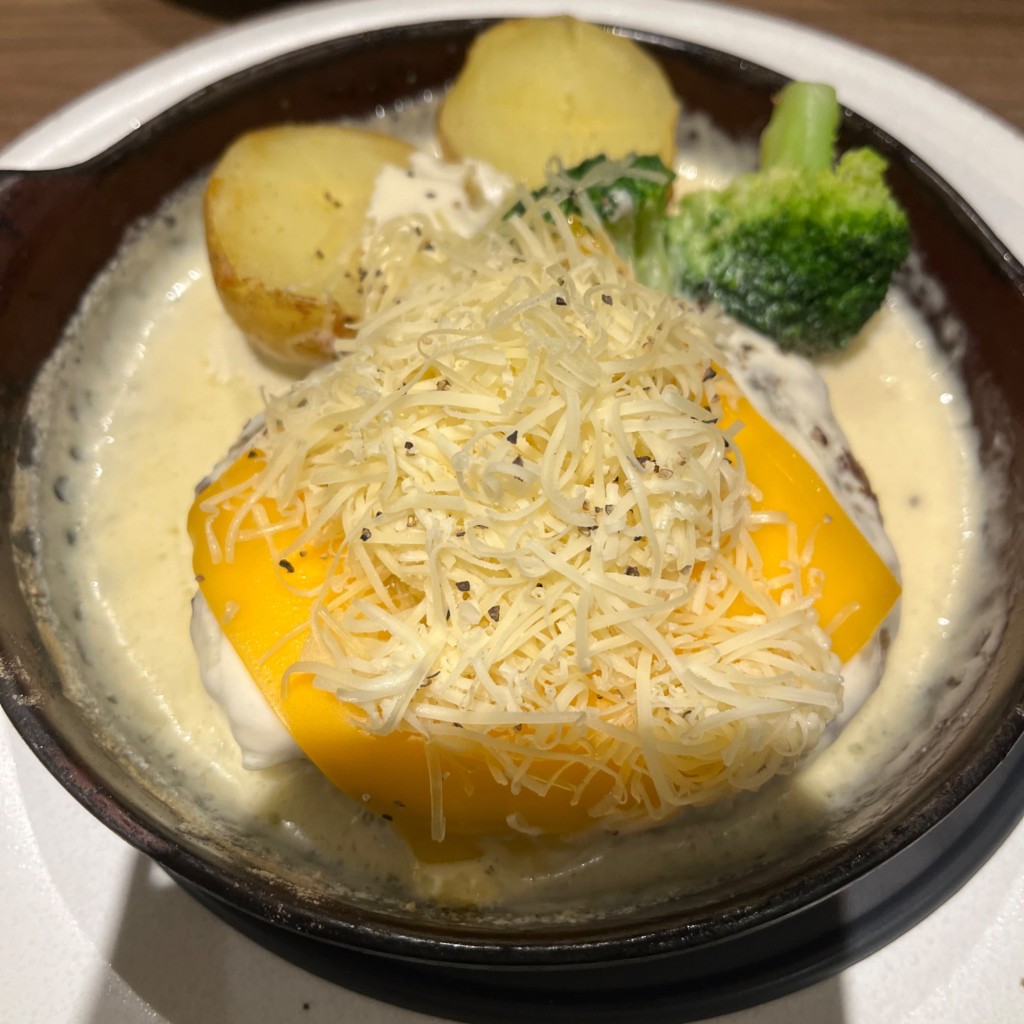 ユーザーが投稿したたっぷりチーズフォンデュの写真 - 実際訪問したユーザーが直接撮影して投稿した南幸洋食バケット 横浜ジョイナス店の写真