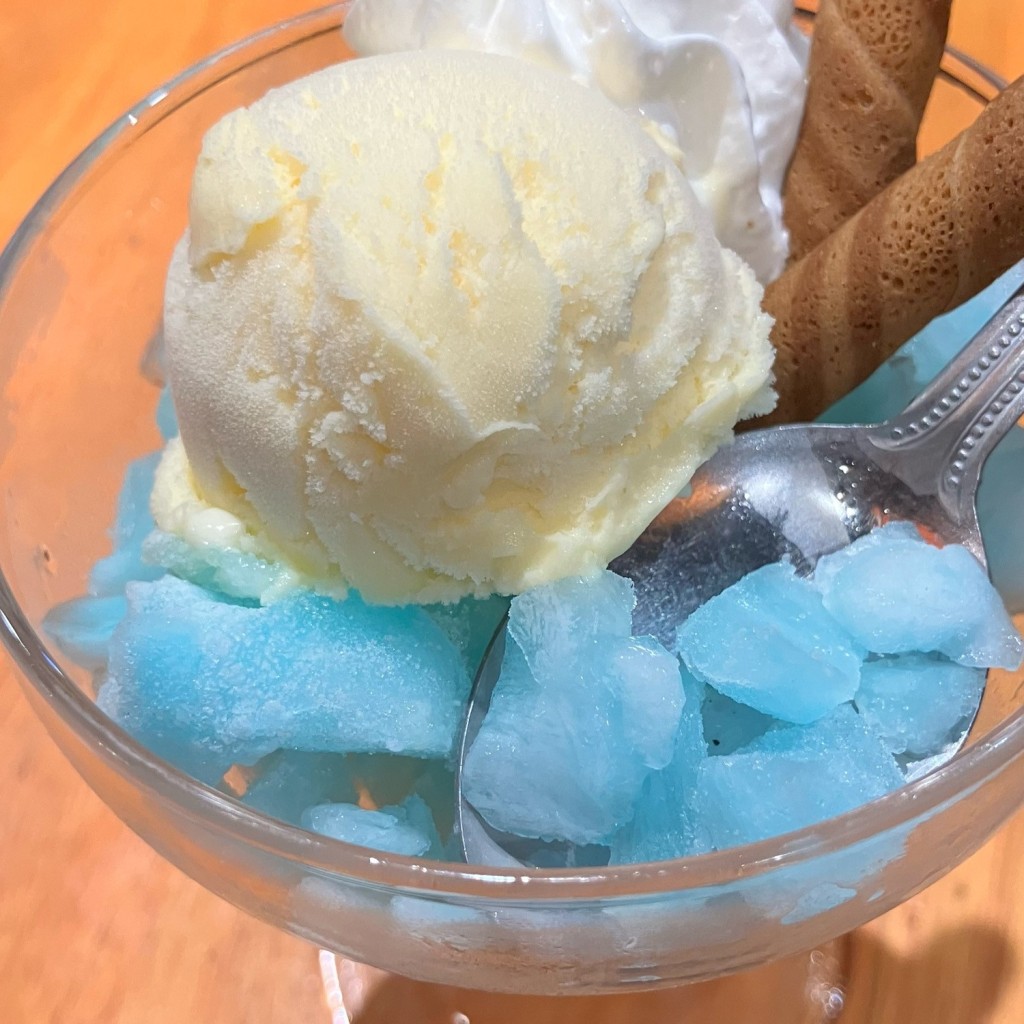 ユーザーが投稿した食べるクリームソーダの写真 - 実際訪問したユーザーが直接撮影して投稿した岡本町ホルモン高槻岡本酒場 情熱ホルモンの写真