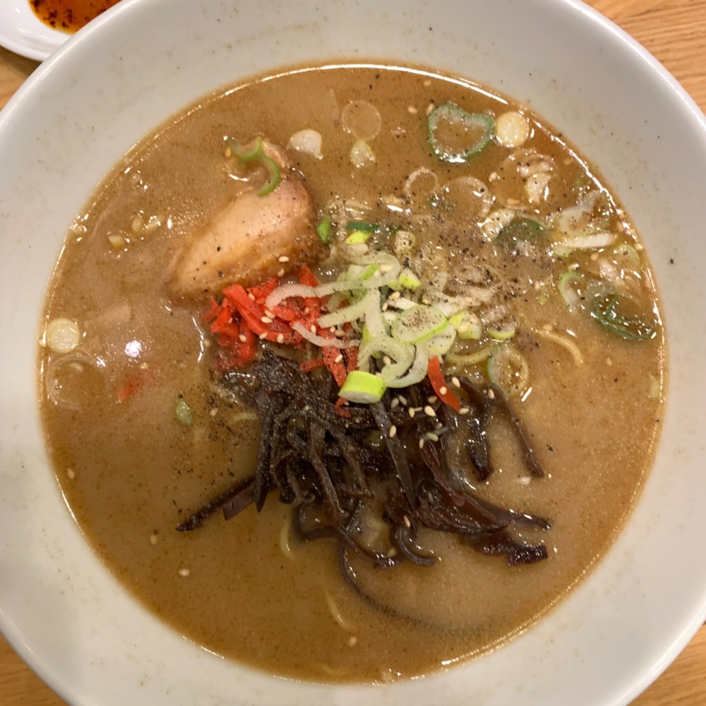 ユーザーが投稿した黒トンコツラーメンの写真 - 実際訪問したユーザーが直接撮影して投稿した焼山西餃子大阪王将 呉焼山店の写真