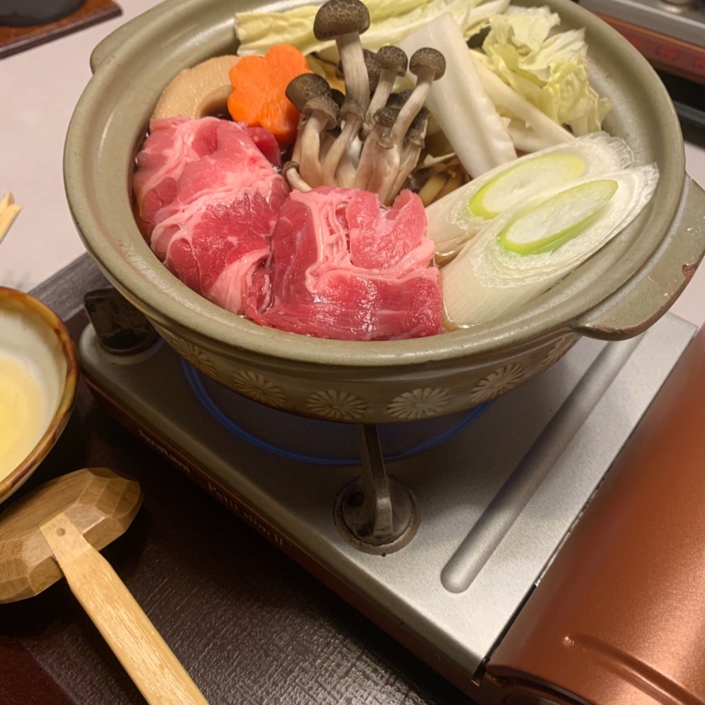 ユーザーが投稿した牛すき鍋うどんの写真 - 実際訪問したユーザーが直接撮影して投稿した呉羽町和食 / 日本料理万さく 呉羽店の写真