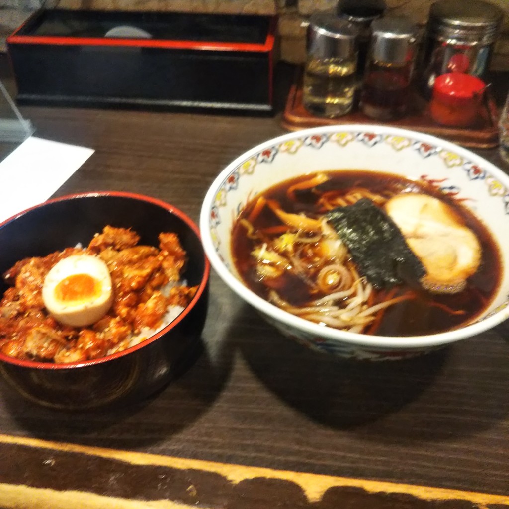 おにぃるさんが投稿した溝口ラーメン / つけ麺のお店松虎亭/ショウコテイの写真