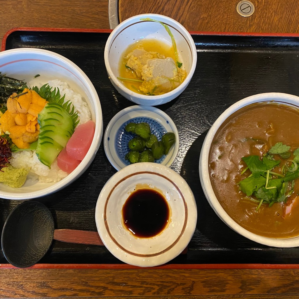 ユーザーが投稿したウニ丼定食ミニカレーうどんに変更の写真 - 実際訪問したユーザーが直接撮影して投稿した小泉町定食屋わらじやの写真