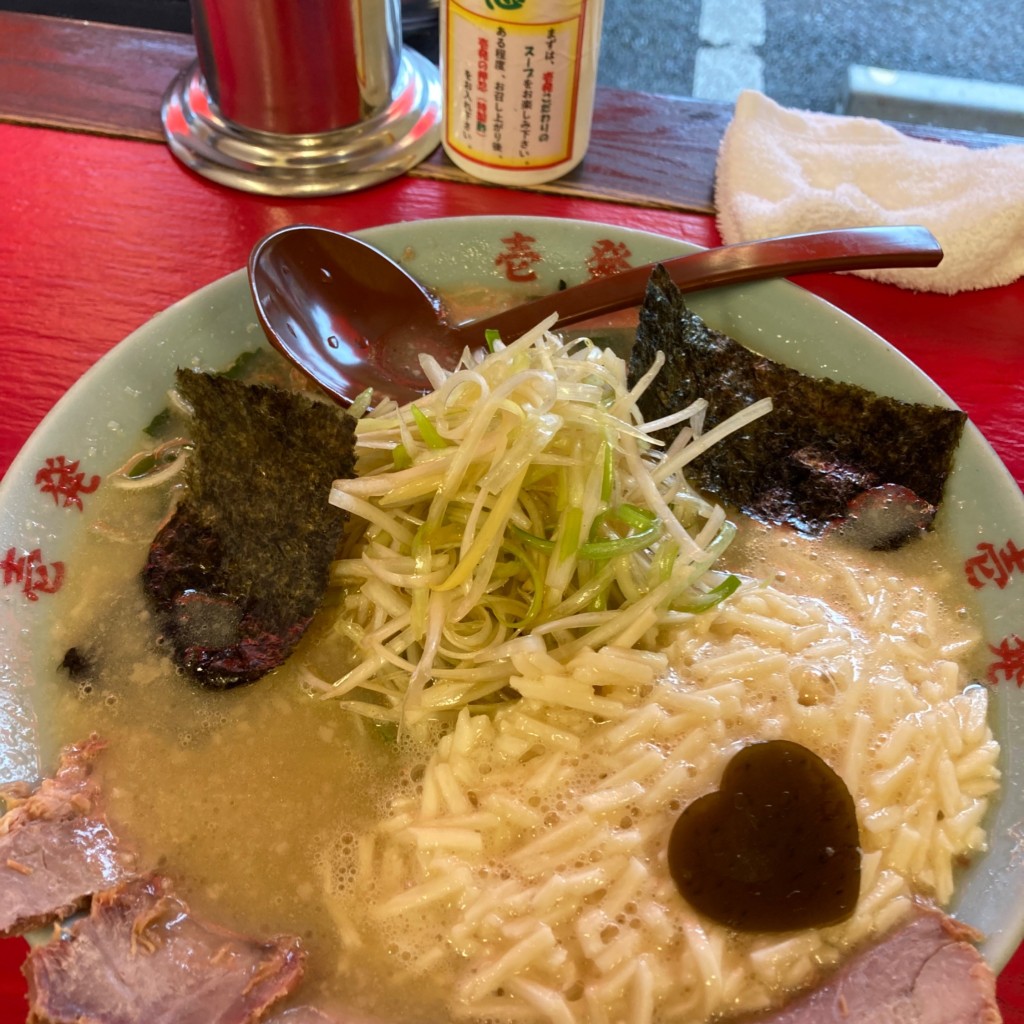 ユーザーが投稿したねぎとろラーメンの写真 - 実際訪問したユーザーが直接撮影して投稿した万町ラーメン専門店壱発ラーメン 八王子本店の写真