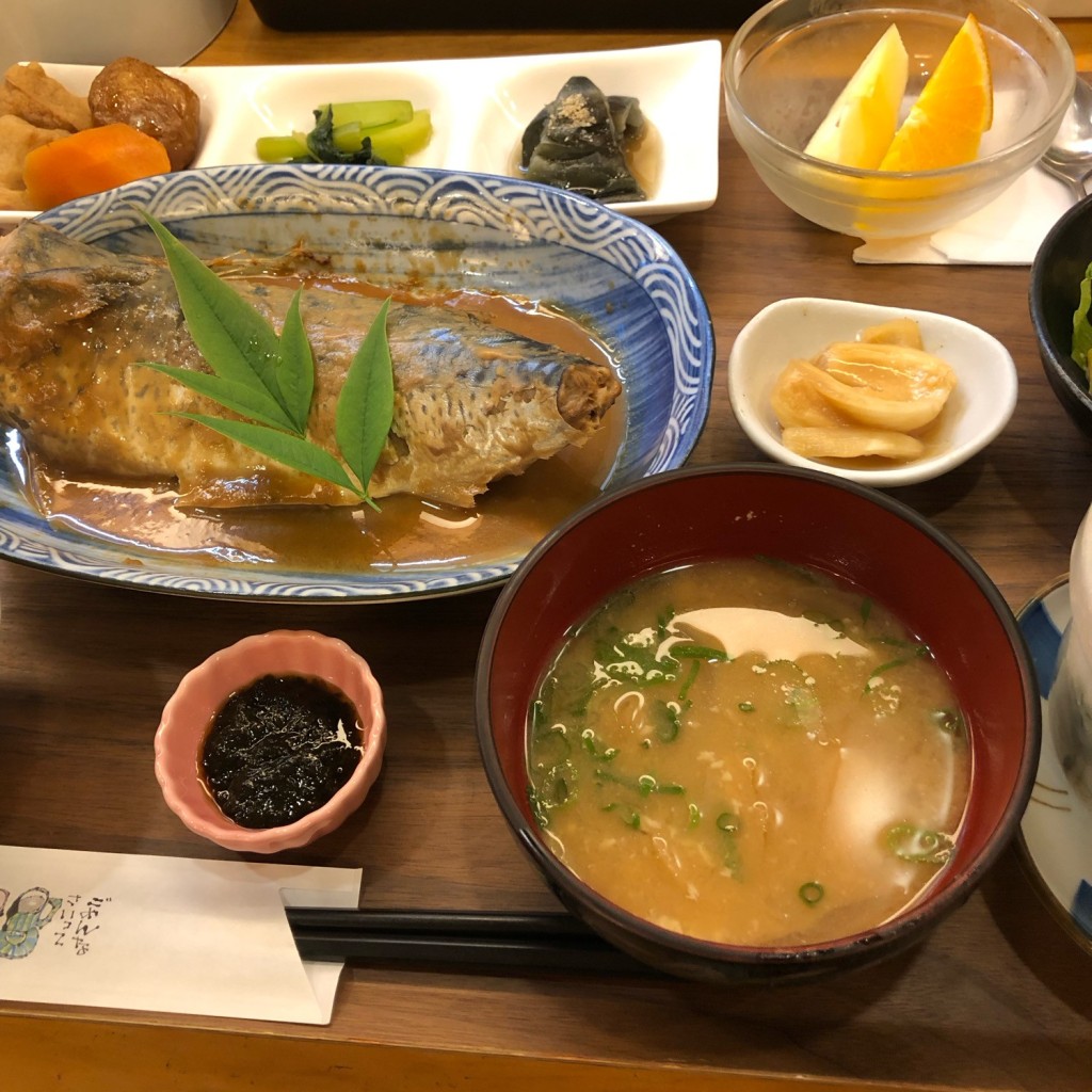 ユーザーが投稿した大きな鯖煮込み定食の写真 - 実際訪問したユーザーが直接撮影して投稿したにしの台和食 / 日本料理献立謳歌 おひるの写真
