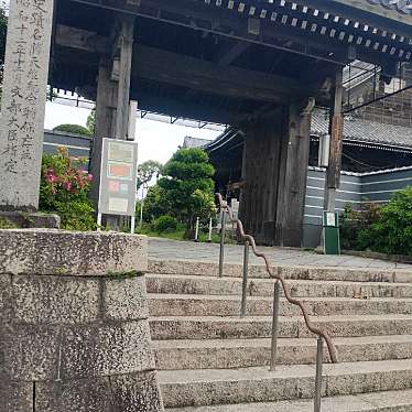 実際訪問したユーザーが直接撮影して投稿した富田町文化財本照寺 東門の写真