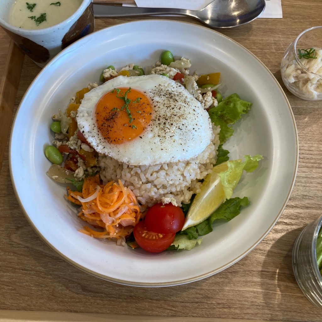 ユーザーが投稿したとろとろ茄子トマトソースパスタの写真 - 実際訪問したユーザーが直接撮影して投稿した有松和カフェ / 甘味処を山茶寮の写真