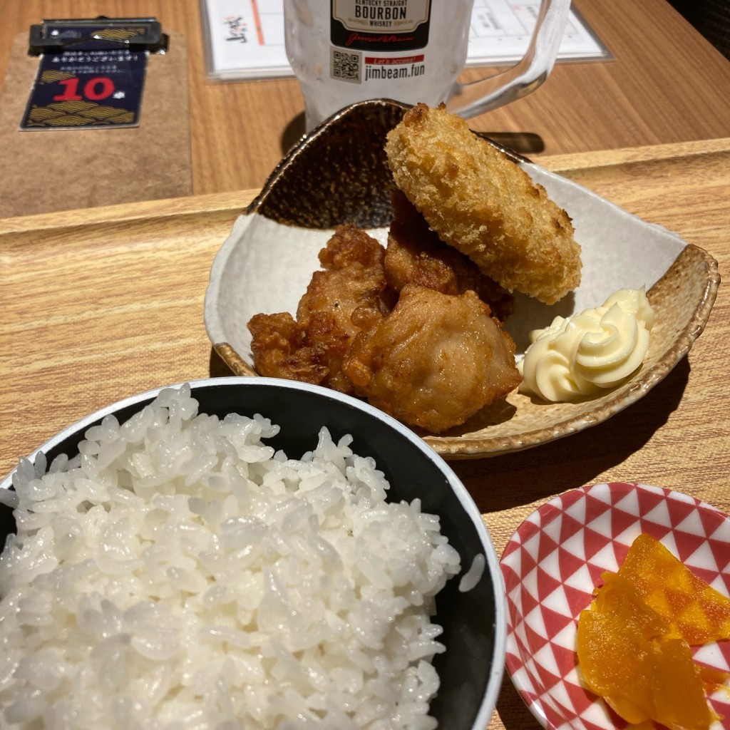 ユーザーが投稿したザンギコロッケ定食の写真 - 実際訪問したユーザーが直接撮影して投稿した北七条西居酒屋山の猿 札幌駅北口店の写真