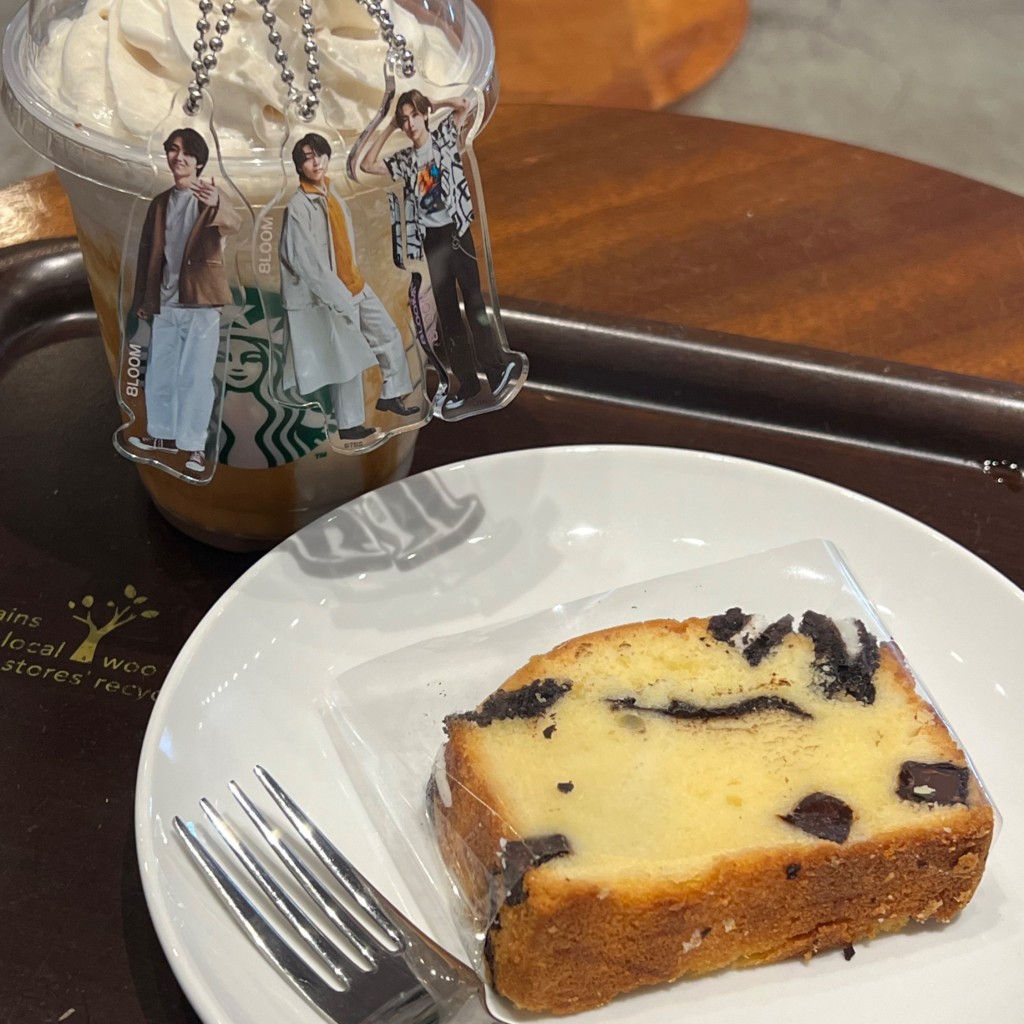 ユーザーが投稿したキャラメリー ミルクコーヒー フラペチーノの写真 - 実際訪問したユーザーが直接撮影して投稿した台場カフェスターバックスコーヒー アクアシティお台場店の写真