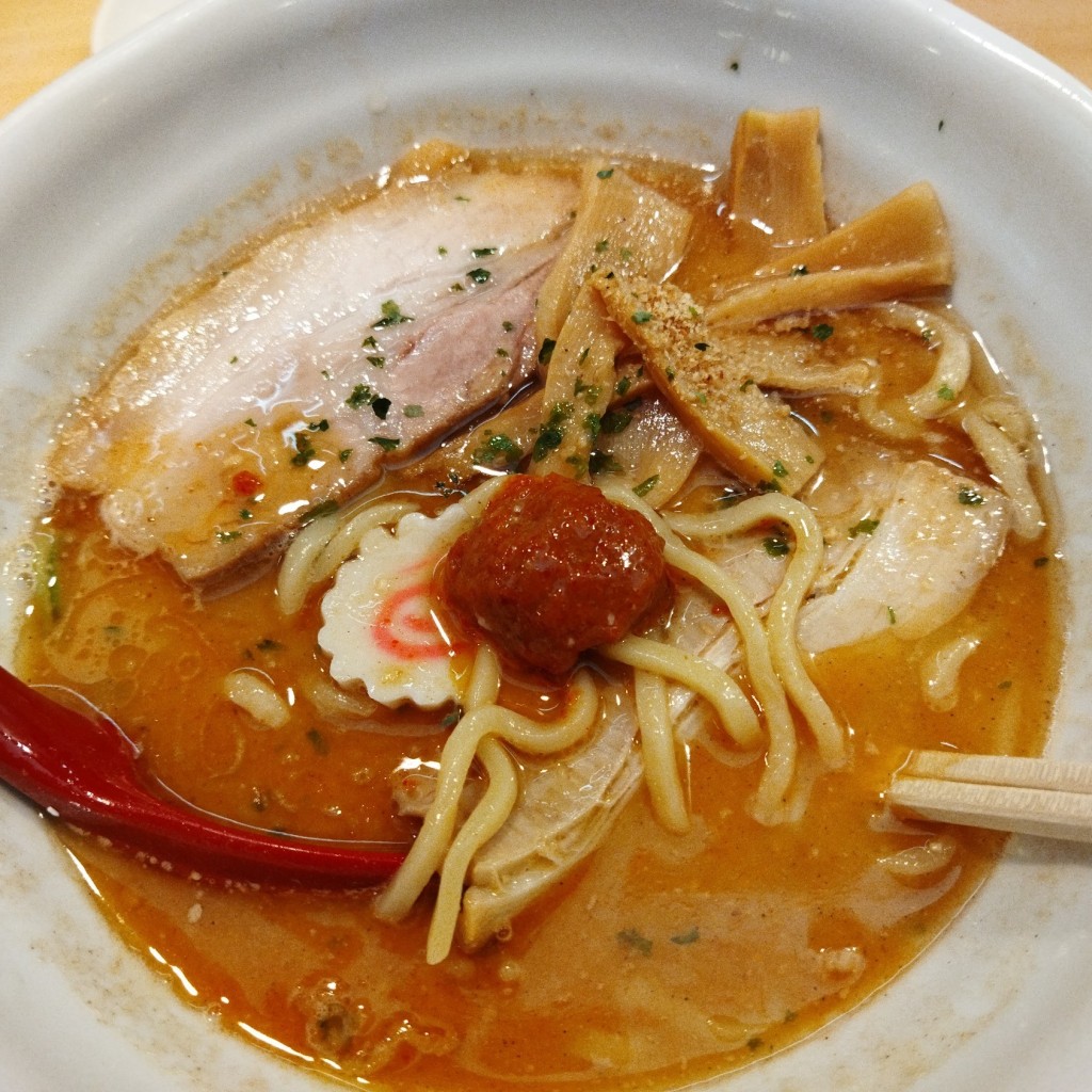 ユーザーが投稿した550円からみそラーメンの写真 - 実際訪問したユーザーが直接撮影して投稿した赤田ラーメン専門店からみそラーメン ふくろう 富山赤田店の写真