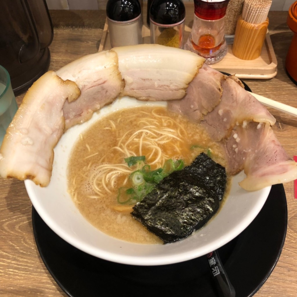 ユーザーが投稿したチャーシュー麺の写真 - 実際訪問したユーザーが直接撮影して投稿した丹南ラーメン専門店河童ラーメン本舗 松原店の写真