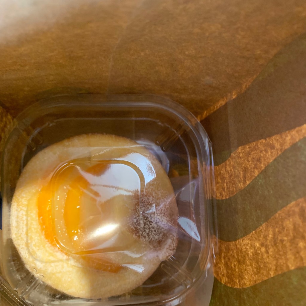 ユーザーが投稿した桃のチーズケーキ仕立ての写真 - 実際訪問したユーザーが直接撮影して投稿した玉川ベーカリーDONQ 二子玉川ライズ店の写真