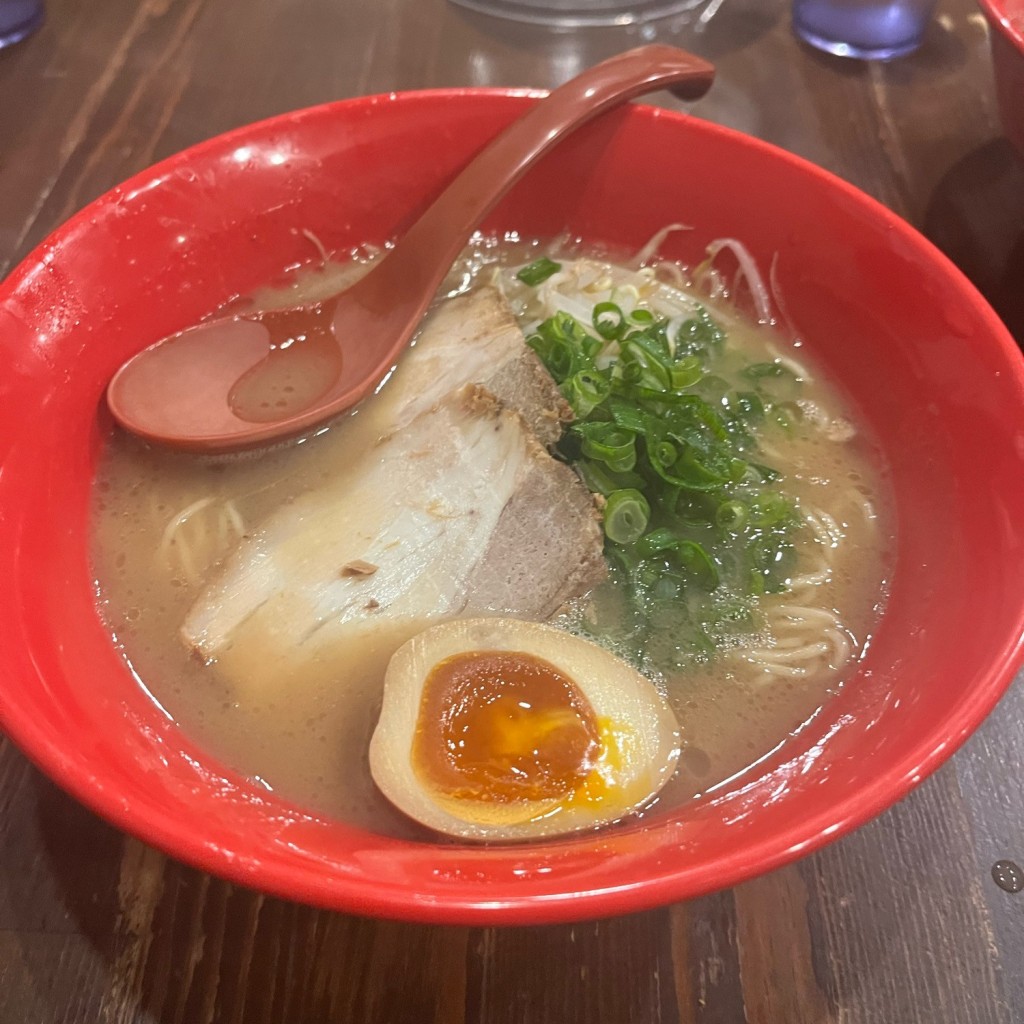 バッカモーンさんが投稿した中迫ラーメン専門店のお店九龍/クーロンの写真