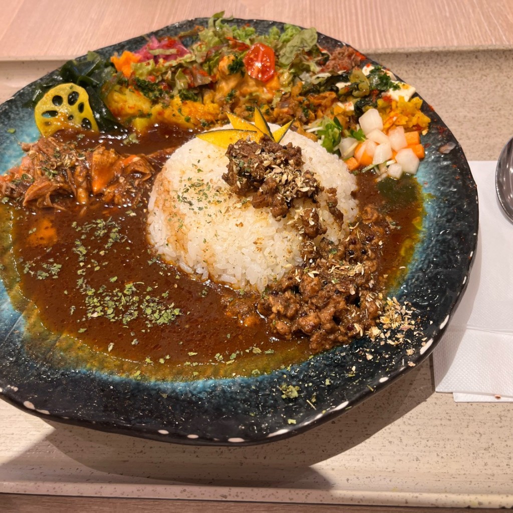 FUJI山のグルメ記録帳さんが投稿した梅田カレーのお店BOTANI:CURRY 梅田店/ボタニカリー ウメダテンの写真