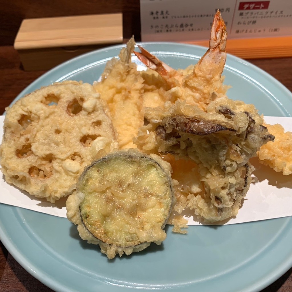 ユーザーが投稿したお昼の天ぷら定食の写真 - 実際訪問したユーザーが直接撮影して投稿した銀座天ぷら銀座 天國 本店の写真