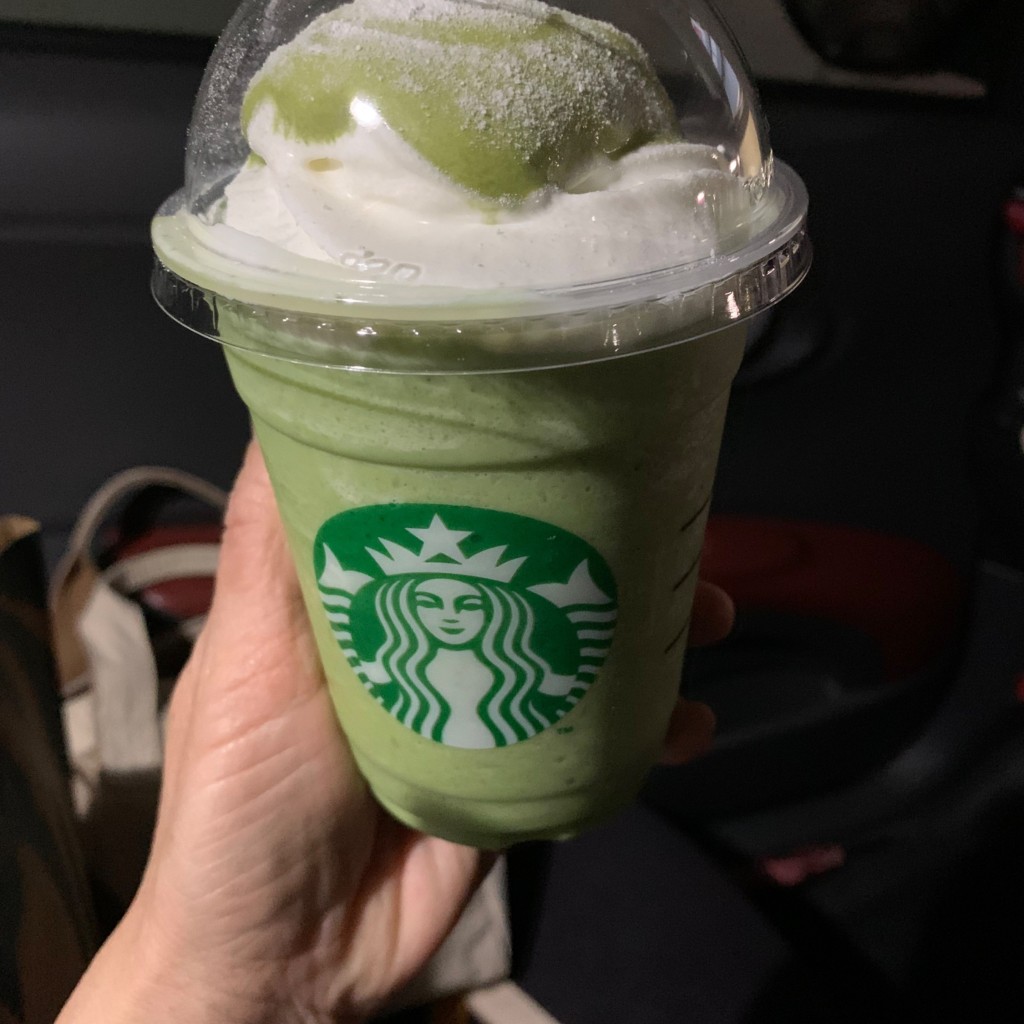 ユーザーが投稿した抹茶玄米茶 もち フラペチーノの写真 - 実際訪問したユーザーが直接撮影して投稿した筒井カフェスターバックスコーヒー TSUTAYA BOOKSTORE エミフルMASAKI店の写真