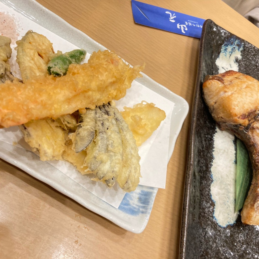 ユーザーが投稿した天ぷら盛り合わせの写真 - 実際訪問したユーザーが直接撮影して投稿した磯辺そば手打ち蕎麦山元の写真