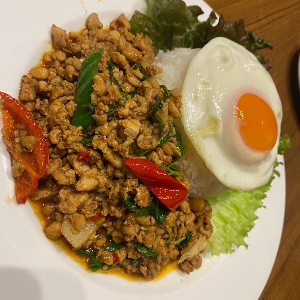 ユーザーが投稿したガパオ ガイの写真 - 実際訪問したユーザーが直接撮影して投稿した西新宿タイ料理Bangkok Spice 新宿店の写真