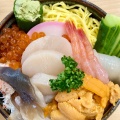 海鮮丼 - 実際訪問したユーザーが直接撮影して投稿した北十条西魚介 / 海鮮料理味の二幸の写真のメニュー情報