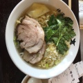 実際訪問したユーザーが直接撮影して投稿した白帆ラーメン専門店横濱 本丸亭 三井アウトレットパーク 横浜ベイサイド店の写真