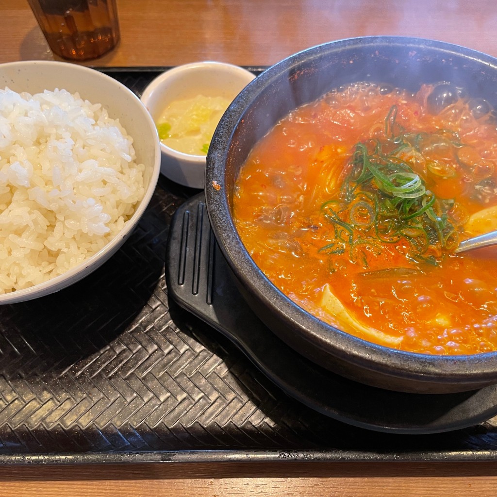 ユーザーが投稿した和牛すじスン豆腐定食の写真 - 実際訪問したユーザーが直接撮影して投稿した九之坪韓国料理カルビ丼とスン豆腐専門店 韓丼 北名古屋店の写真