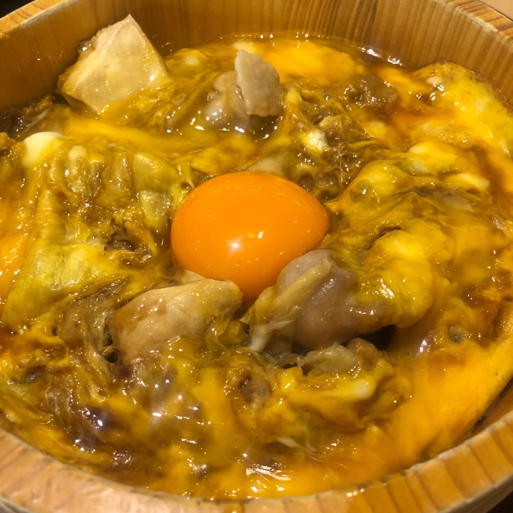 ユーザーが投稿した特選親子丼の写真 - 実際訪問したユーザーが直接撮影して投稿した栄焼鳥鳥開総本家 栄ラシック店の写真