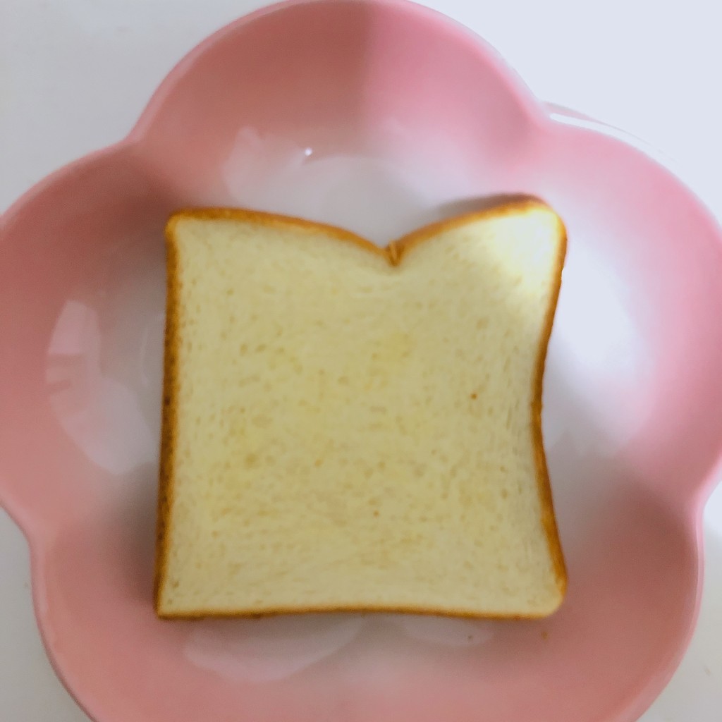 ユーザーが投稿した生クリーム食パンの写真 - 実際訪問したユーザーが直接撮影して投稿した坪井東ベーカリーBoulangerie Queueの写真