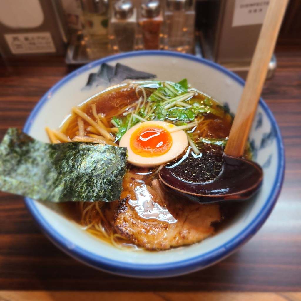 飲ミシュランさんが投稿した六本木ラーメン専門店のお店AFURI 六本木 交差点/アフリ ロッポンギ コウサテンの写真