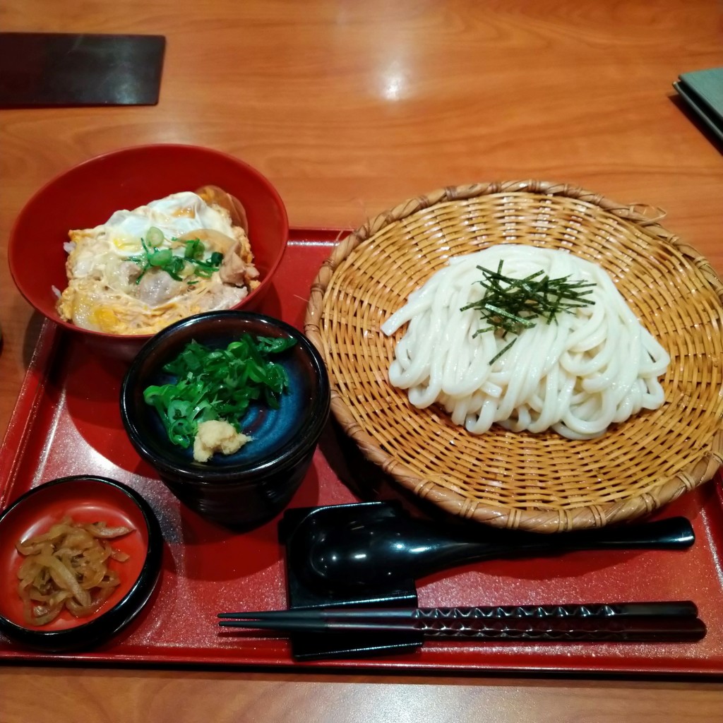 ユーザーが投稿した親子丼定食の写真 - 実際訪問したユーザーが直接撮影して投稿した河原町うどん穂の香 守口京阪百貨店の写真