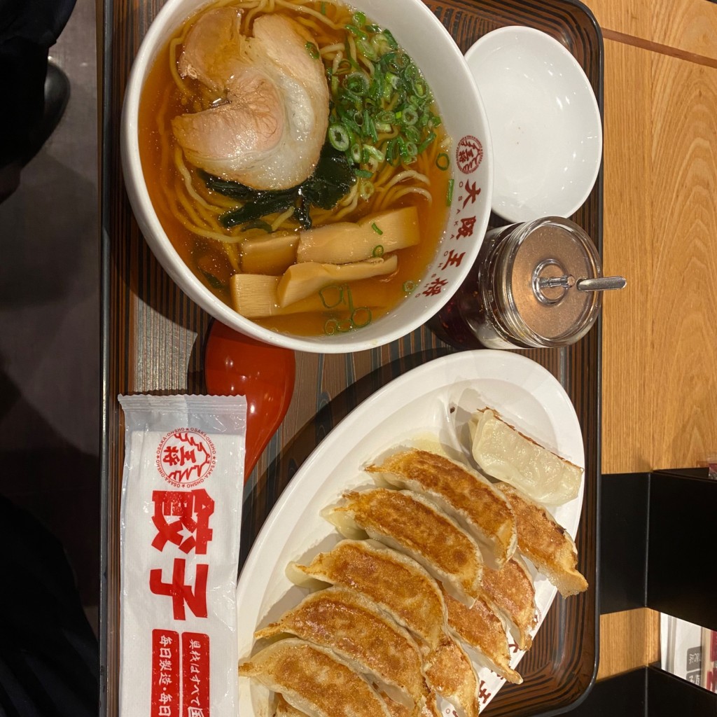 ユーザーが投稿した餃子ラーメンセットの写真 - 実際訪問したユーザーが直接撮影して投稿した嘉手苅餃子大阪王将 西原シティ店の写真