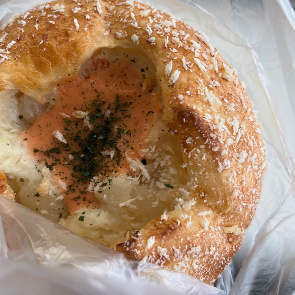 ユーザーが投稿したパン200の写真 - 実際訪問したユーザーが直接撮影して投稿した桜木町ベーカリーベーカリー&カフェ カスカード 大宮マルイ店の写真