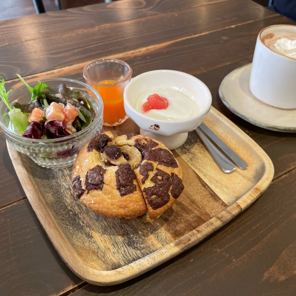 しろの食べ歩きさんが投稿した平川本町カフェのお店Cafeふたこぶらくだ/フタコブラクダの写真