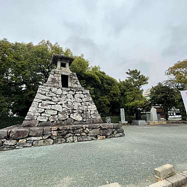 実際訪問したユーザーが直接撮影して投稿した箱崎歴史 / 遺跡筥崎宮高燈籠の写真