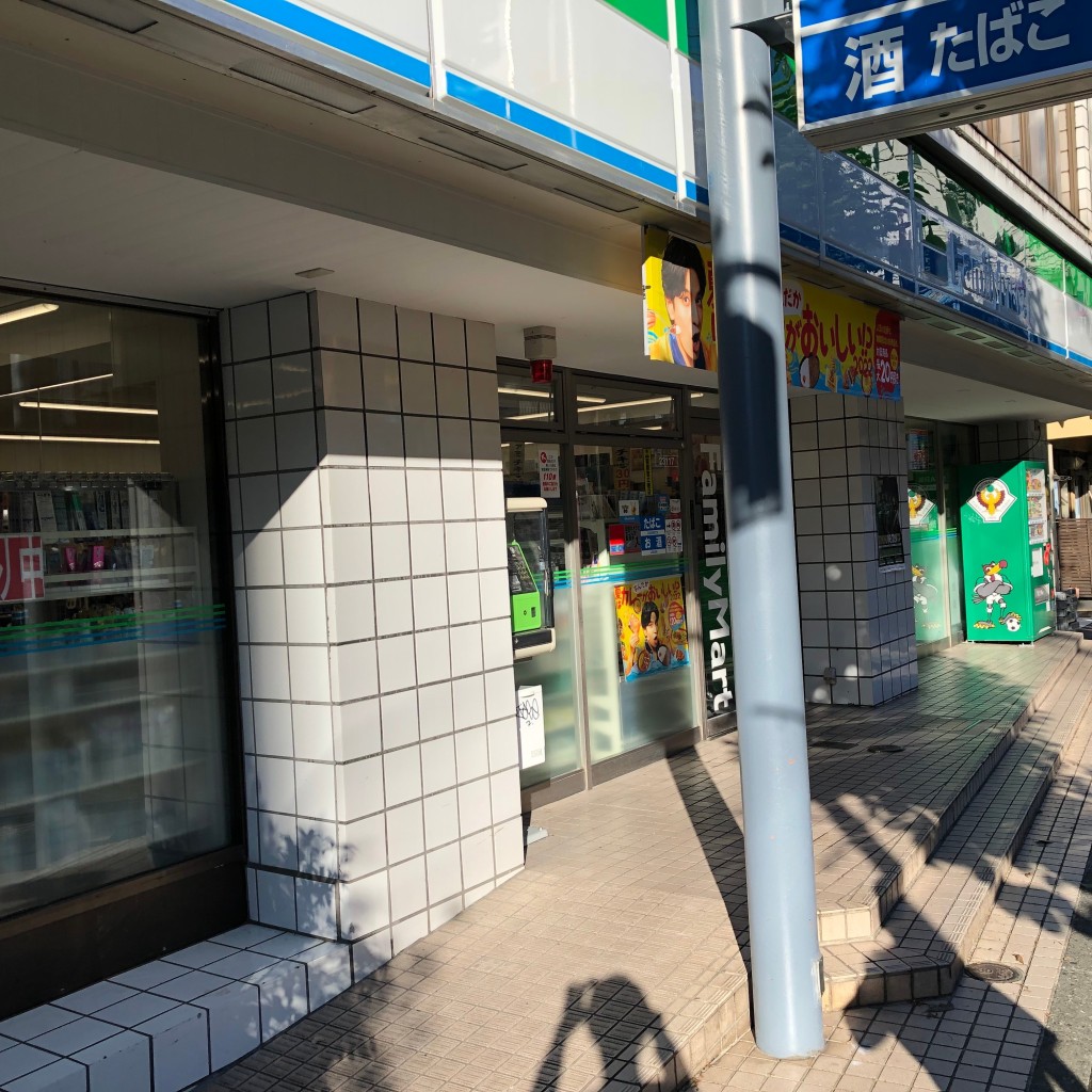 実際訪問したユーザーが直接撮影して投稿した錦町コンビニエンスストアファミリーマート 立川錦町店の写真