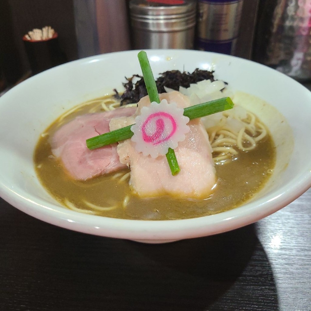 飲ミシュランさんが投稿した芝大門ラーメン専門店のお店中華そば いづる/チュウカゾバ イヅルの写真