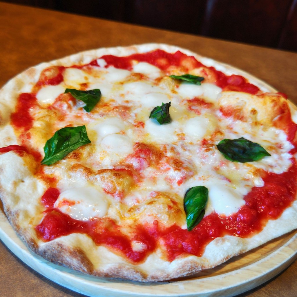 ユーザーが投稿したマルゲリータピザの写真 - 実際訪問したユーザーが直接撮影して投稿した三宝町パスタジョリーパスタ 三宝町店の写真