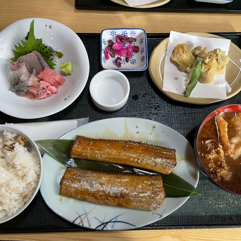 ユーザーが投稿した日替りランチの写真 - 実際訪問したユーザーが直接撮影して投稿した欠町魚介 / 海鮮料理平の食堂の写真