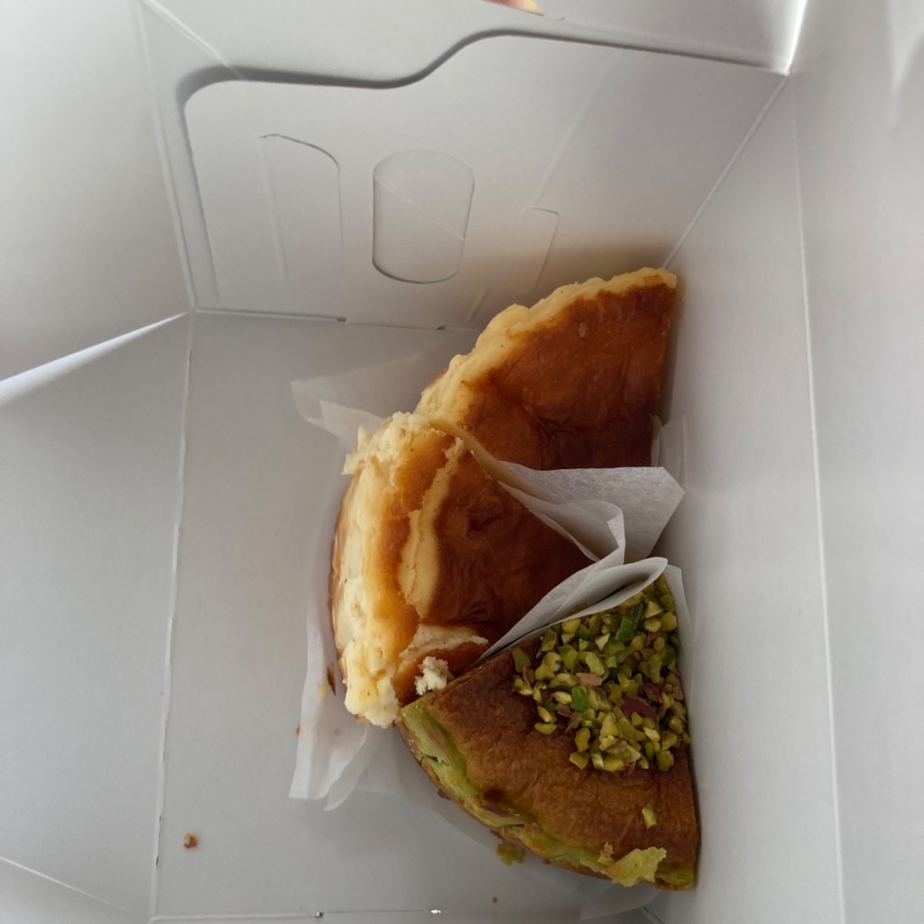 ユーザーが投稿したチーズケーキの写真 - 実際訪問したユーザーが直接撮影して投稿した平尾ケーキブートニエール 福岡平尾店の写真