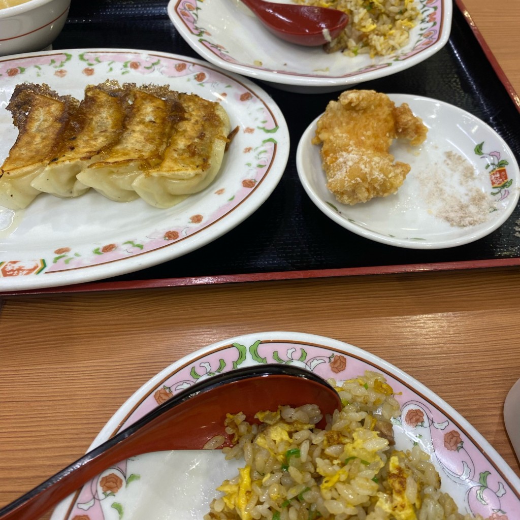 ユーザーが投稿した炒飯セットの写真 - 実際訪問したユーザーが直接撮影して投稿した栄餃子餃子の王将 栄店の写真