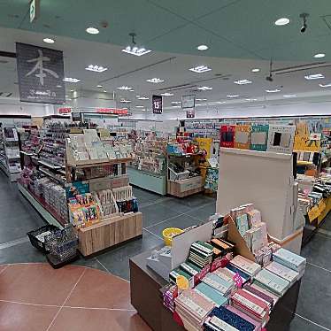 実際訪問したユーザーが直接撮影して投稿した盛岡駅前通書店 / 古本屋株式会社さわや書店 フェザン店の写真