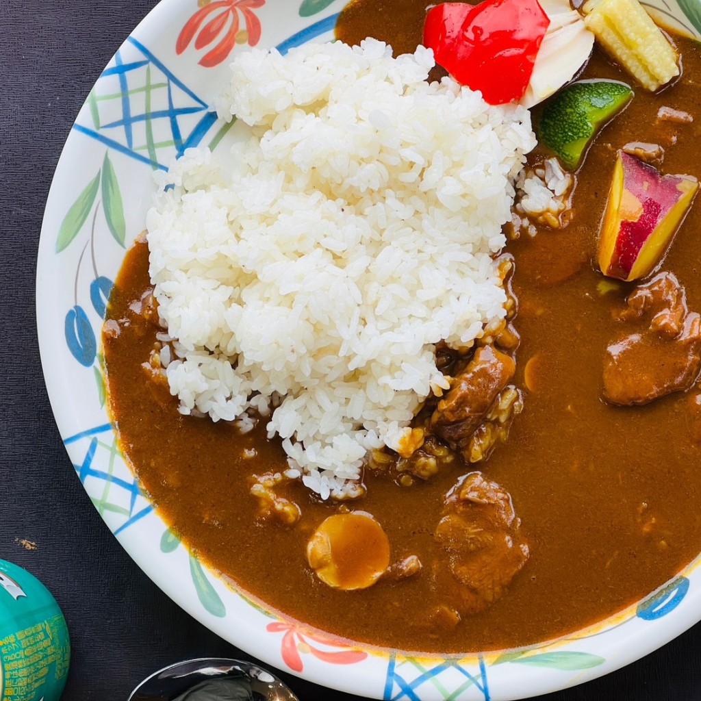 ユーザーが投稿した那須和牛カレーの写真 - 実際訪問したユーザーが直接撮影して投稿した大島洋食ヤマネコテラスの写真