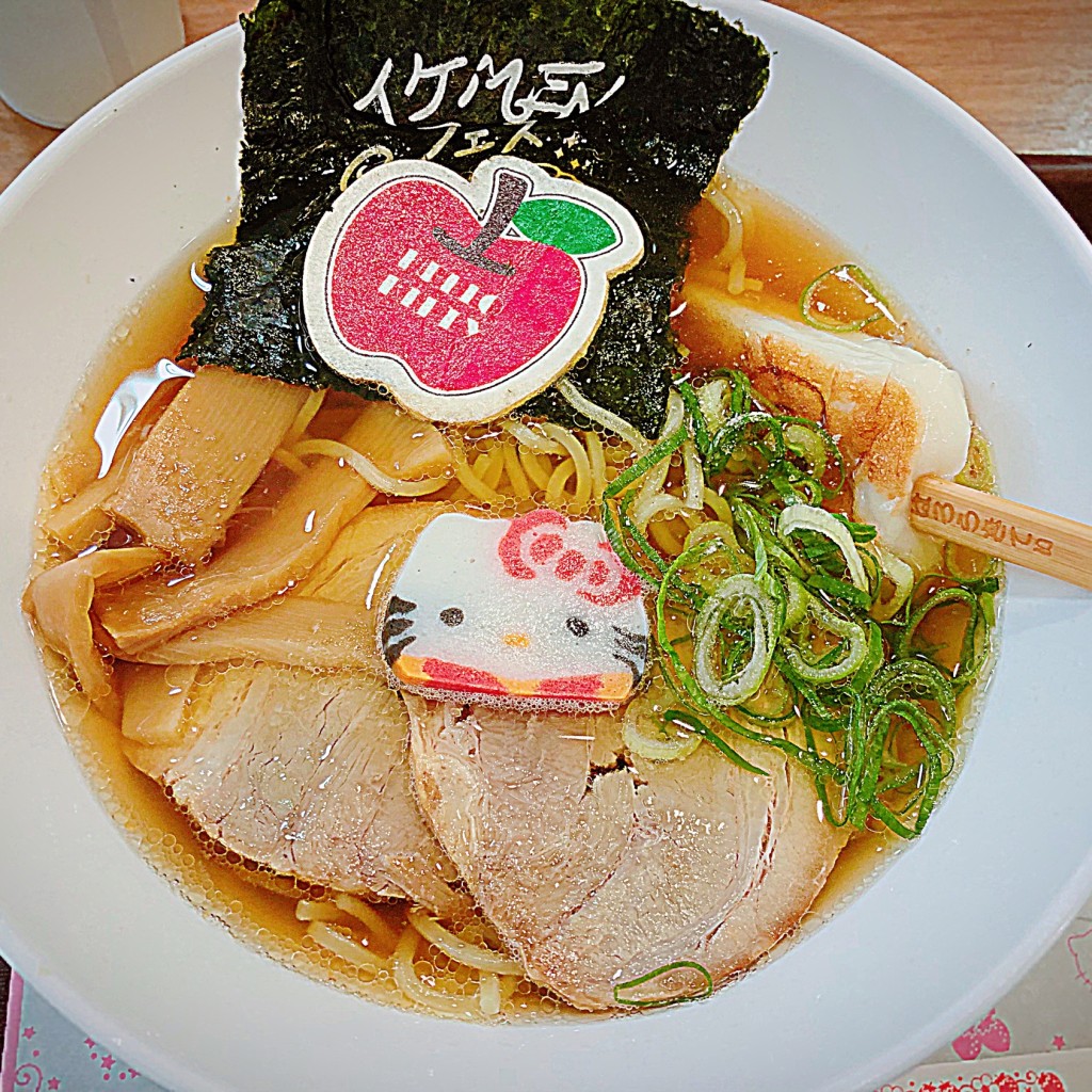 ユーザーが投稿した定番!キティ醤油ラーメンの写真 - 実際訪問したユーザーが直接撮影して投稿した落合フードコートキャラクターフードコートの写真