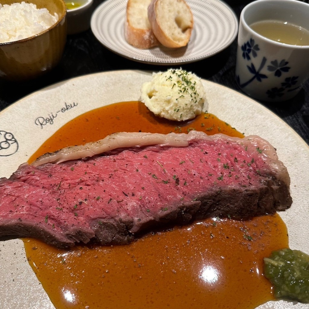 ユーザーが投稿した和牛ローストビーフ定食の写真 - 実際訪問したユーザーが直接撮影して投稿した糸屋町ビストロRoji-okuの写真