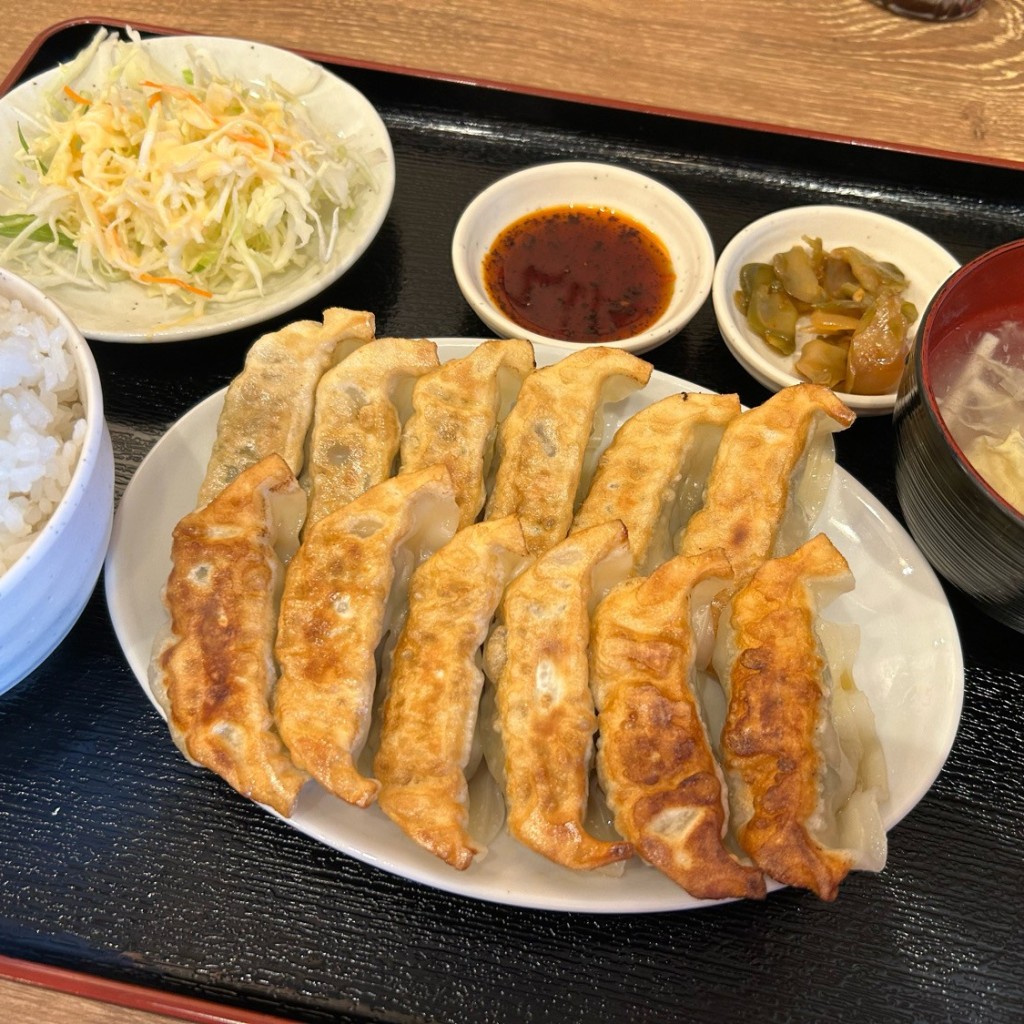 ユーザーが投稿したw餃子定食の写真 - 実際訪問したユーザーが直接撮影して投稿した恵比寿西中華料理金の餃子酒場 恵比寿店の写真