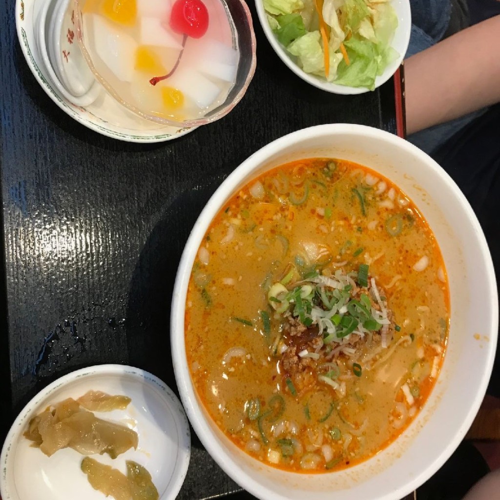 ユーザーが投稿した担々麺ランチの写真 - 実際訪問したユーザーが直接撮影して投稿した西新井栄町中華料理飲茶居酒屋 大福源の写真