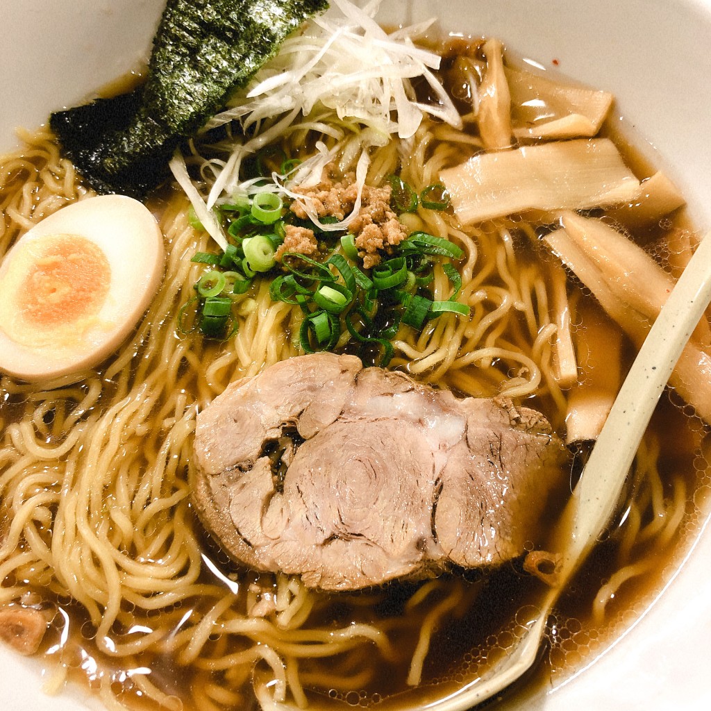 ユーザーが投稿したニンニク醤油ラーメンの写真 - 実際訪問したユーザーが直接撮影して投稿した河原町布袋ラーメン / つけ麺渡来亭の写真