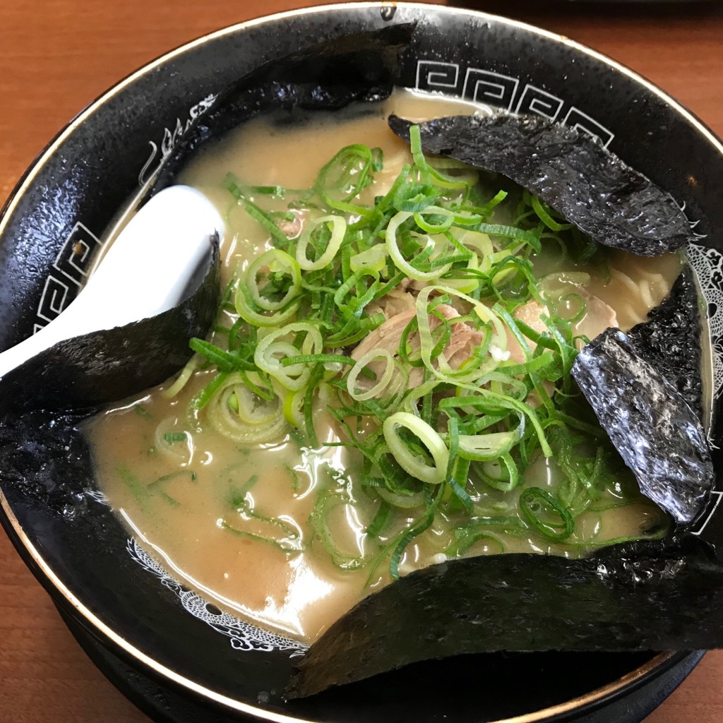 ユーザーが投稿した黒ラーメンの写真 - 実際訪問したユーザーが直接撮影して投稿した甘木ラーメン / つけ麺武蔵ラーメン 大牟田店の写真