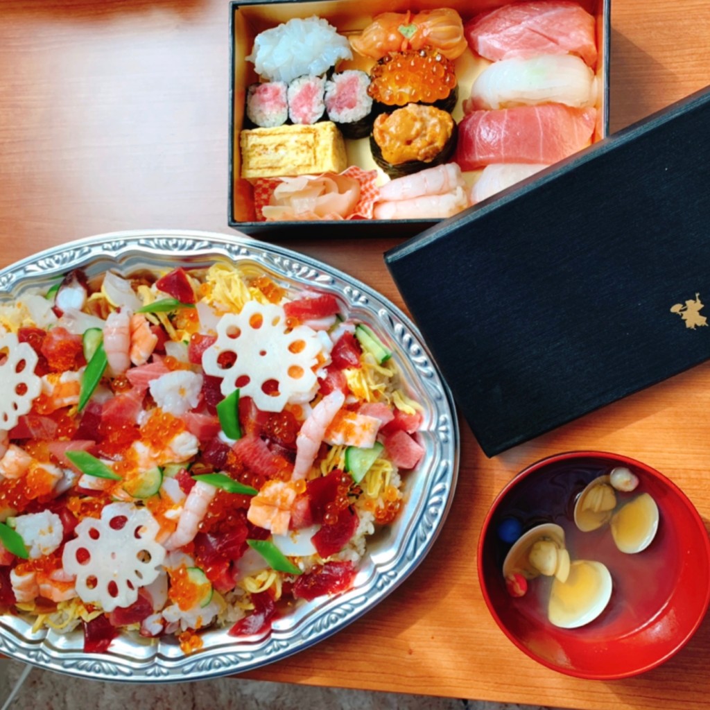 ユーザーが投稿した特上にぎりの写真 - 実際訪問したユーザーが直接撮影して投稿した中央寿司鮨たじま 中野坂上店の写真