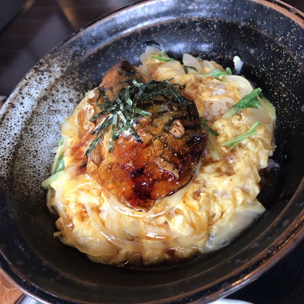 ユーザーが投稿した鯖たま丼の写真 - 実際訪問したユーザーが直接撮影して投稿した川崎丼ものこだま食堂の写真
