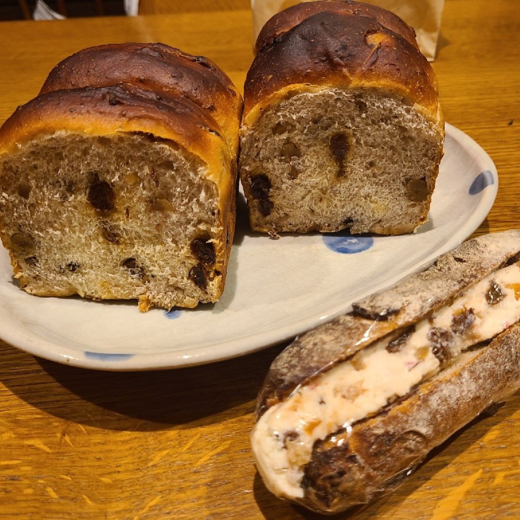 こけかつサンドさんが投稿した信楽町長野ベーカリーのお店ヤクメ ベーカリー/YAKUME bakeryの写真