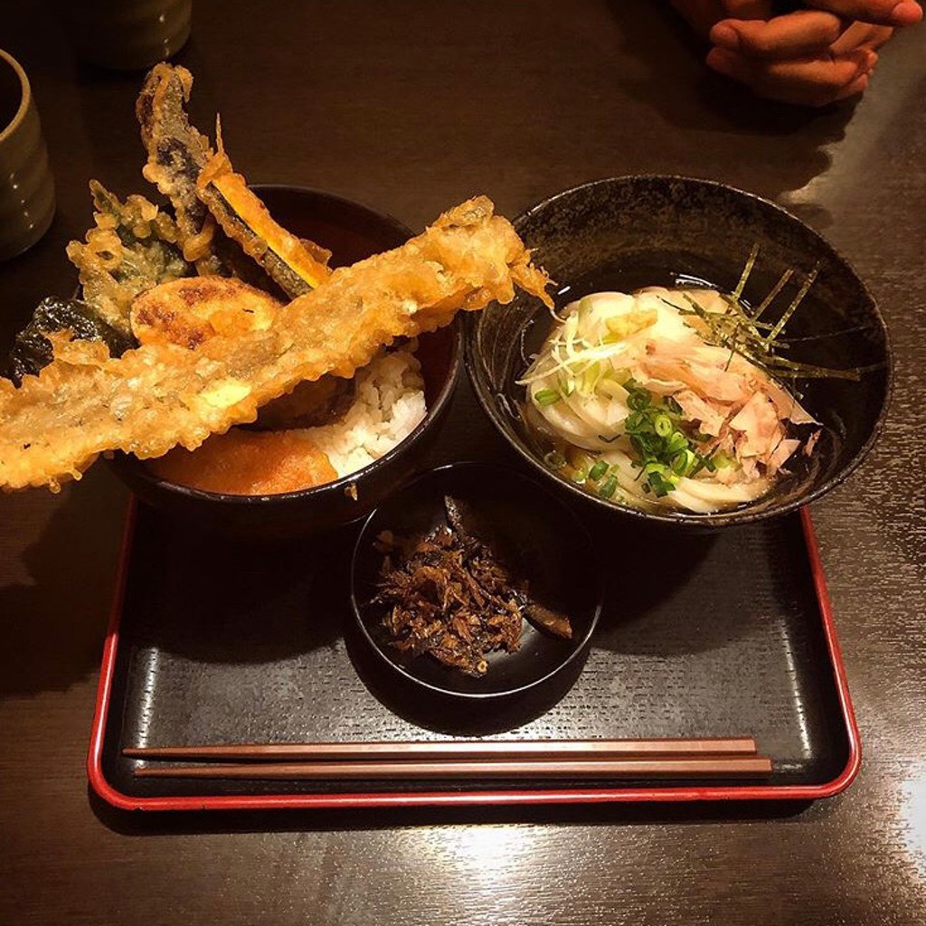 ユーザーが投稿した穴子天丼の写真 - 実際訪問したユーザーが直接撮影して投稿した神田町うどん豊力の写真